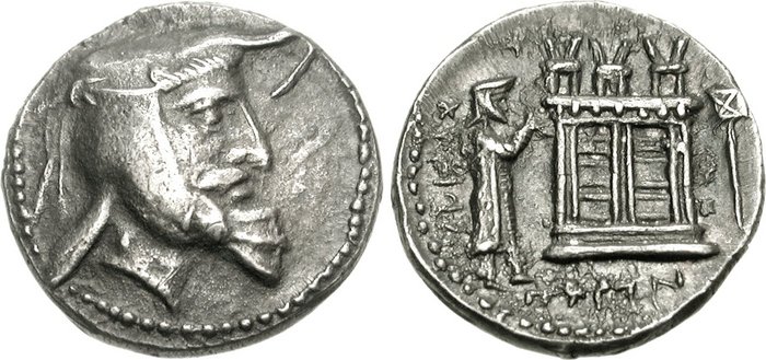 Type 520.2 tetradrachm; variation with letter before praying King; prs
between standard and temple